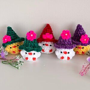 Handmade plush multicolored chicks.